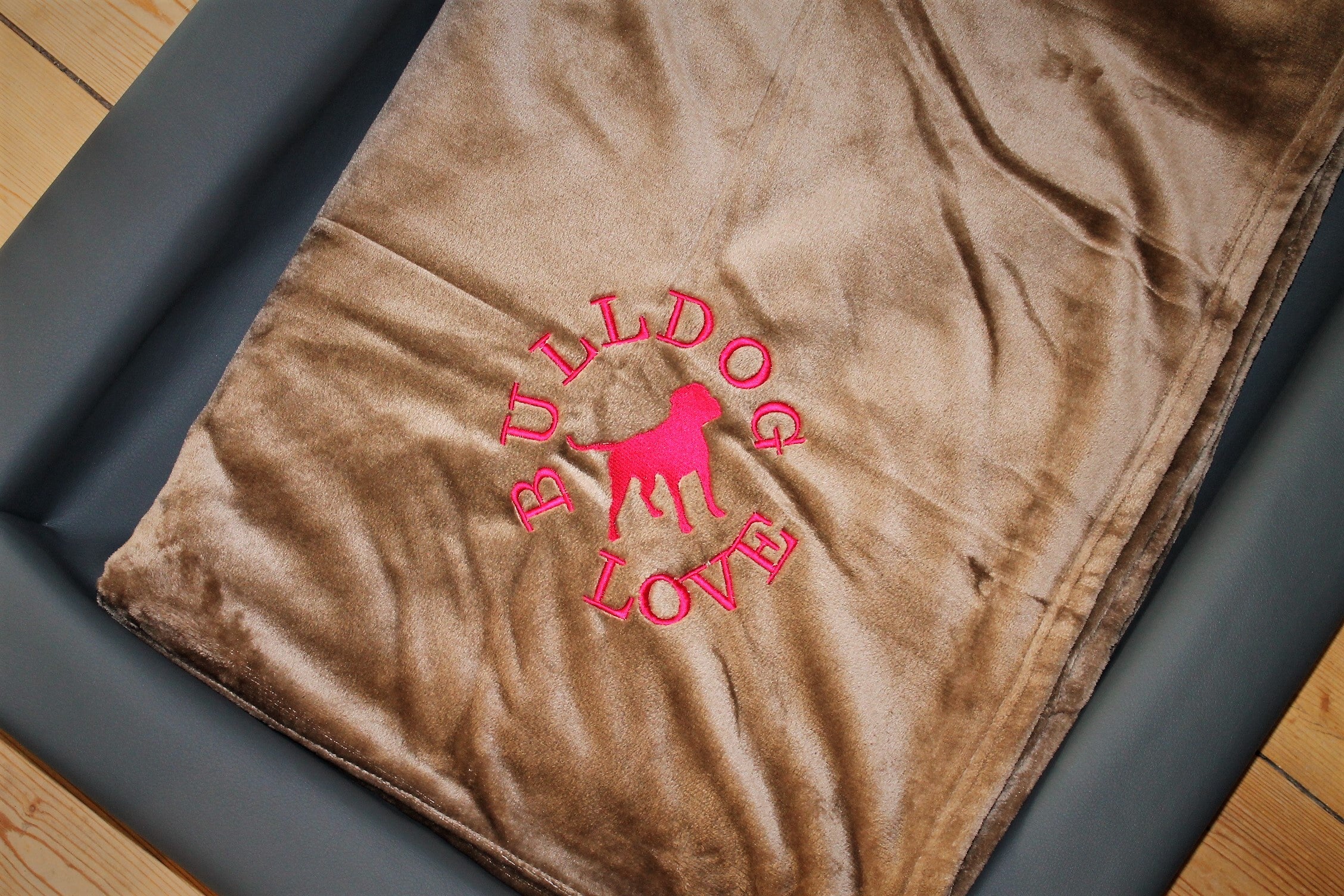 Premium-Kuscheldecke XXL mit Stick